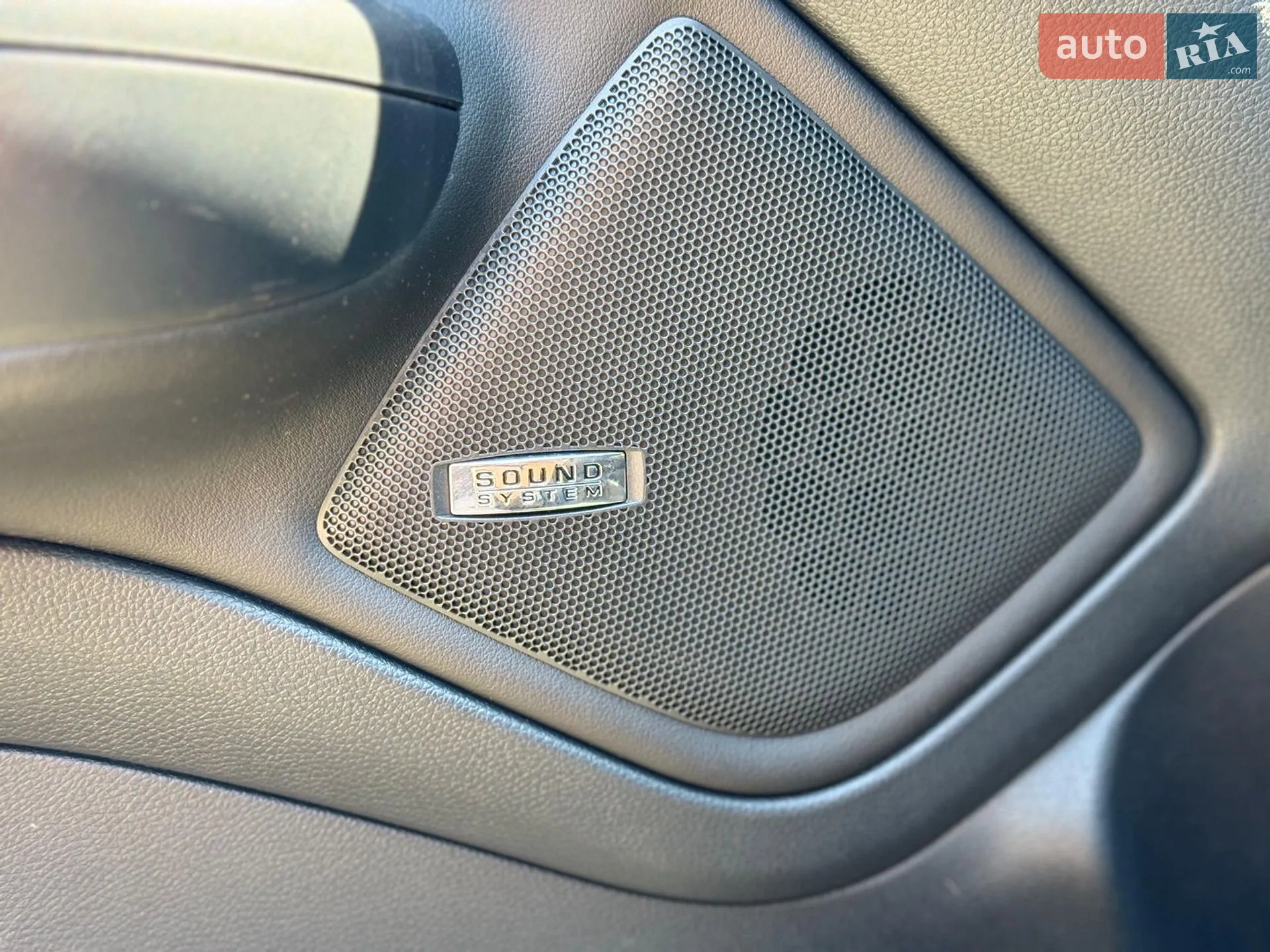 2010 Skoda Octavia - мініатюра 82