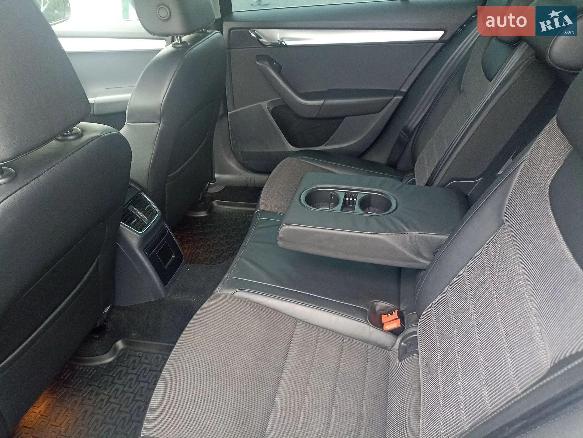 2014 Skoda Octavia - мініатюра 21