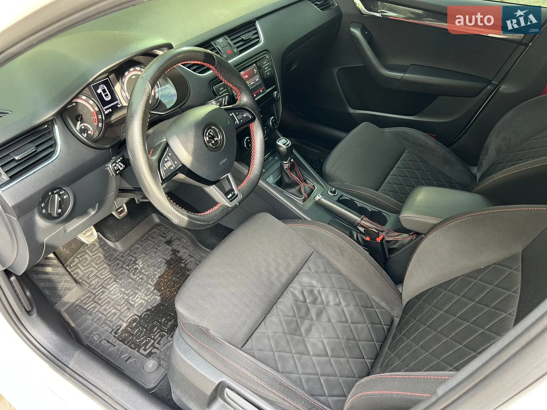 2018 Skoda Octavia - мініатюра 18
