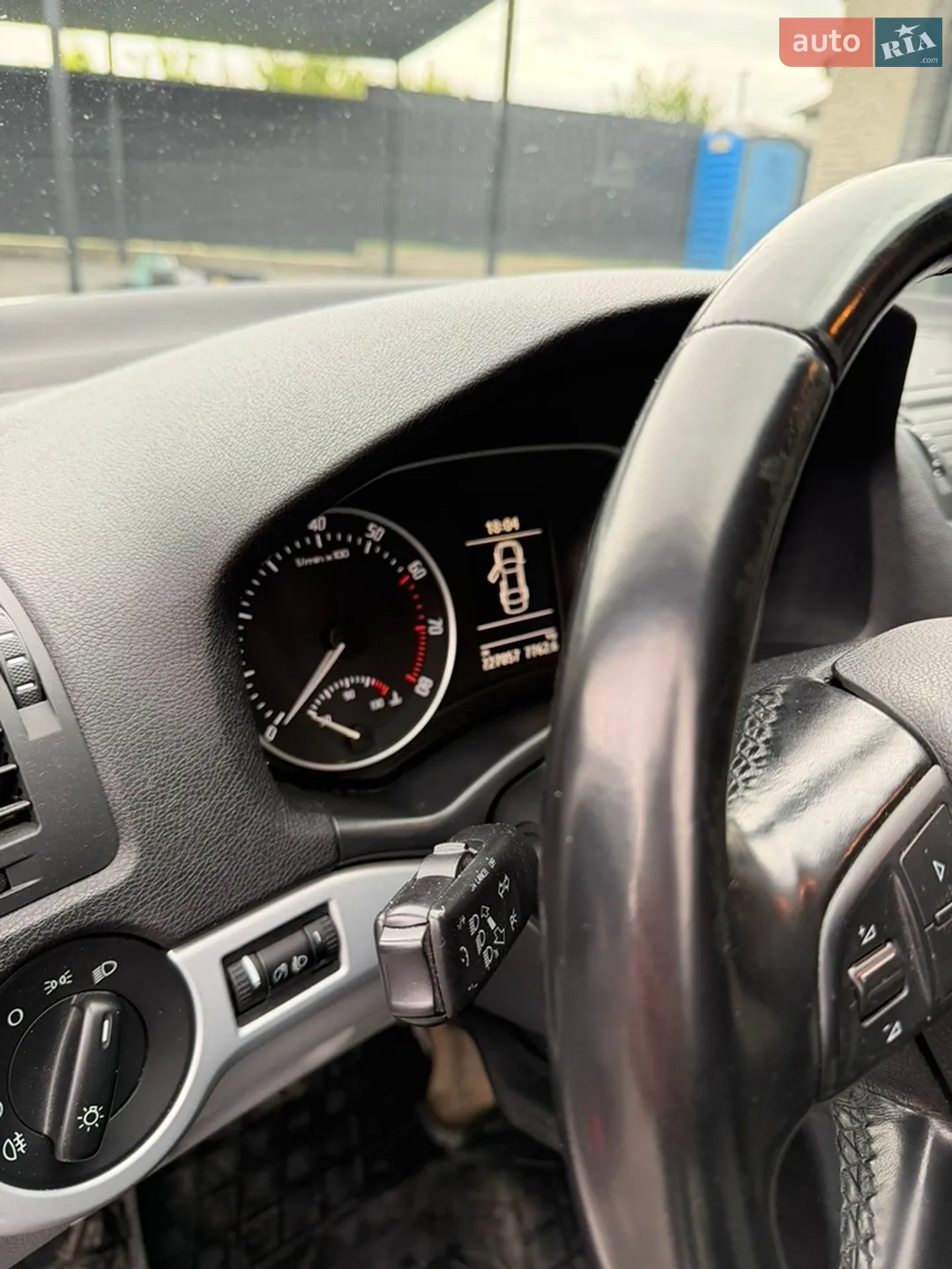 2010 Skoda Octavia - мініатюра 10