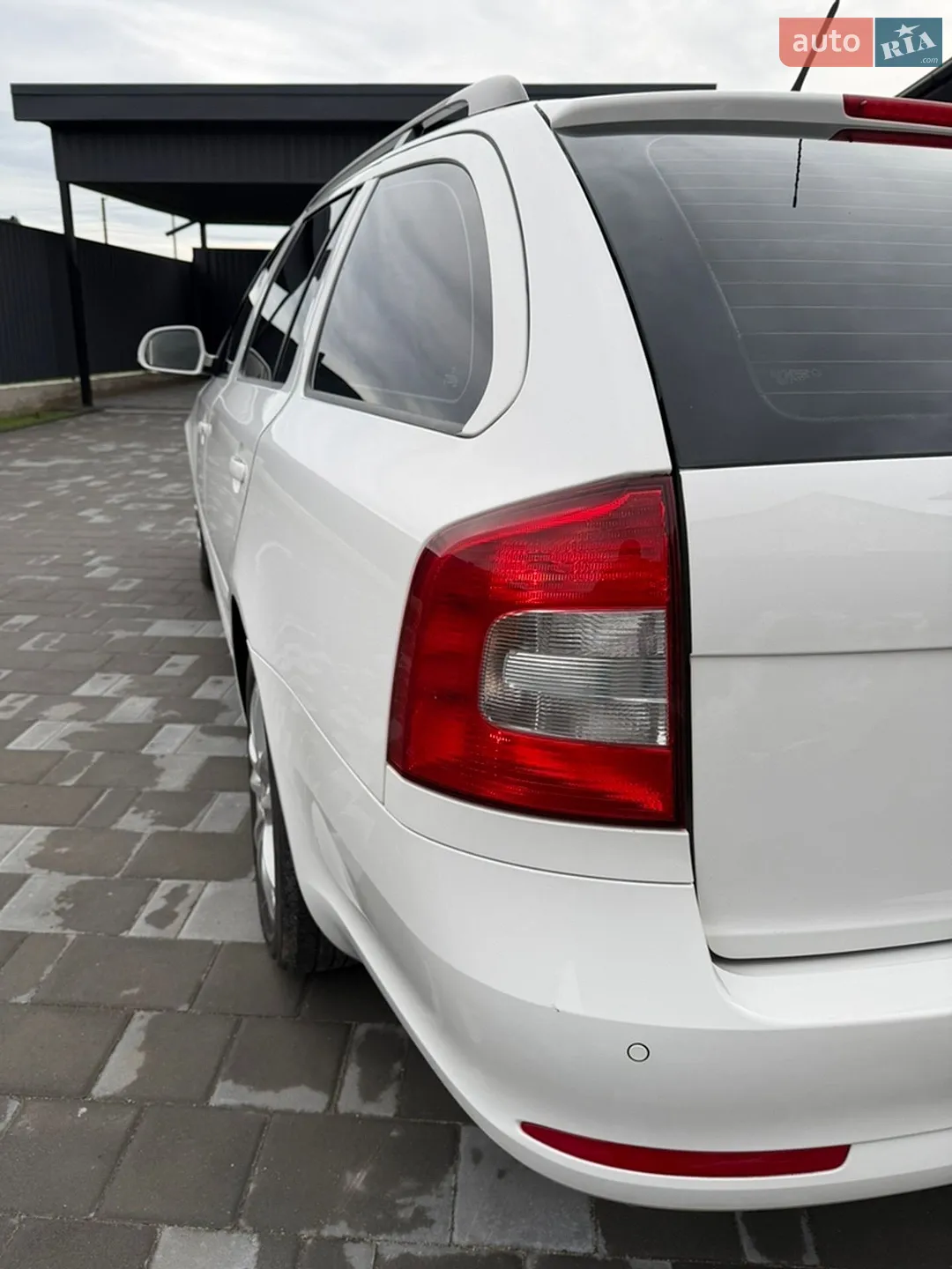 2010 Skoda Octavia - мініатюра 15