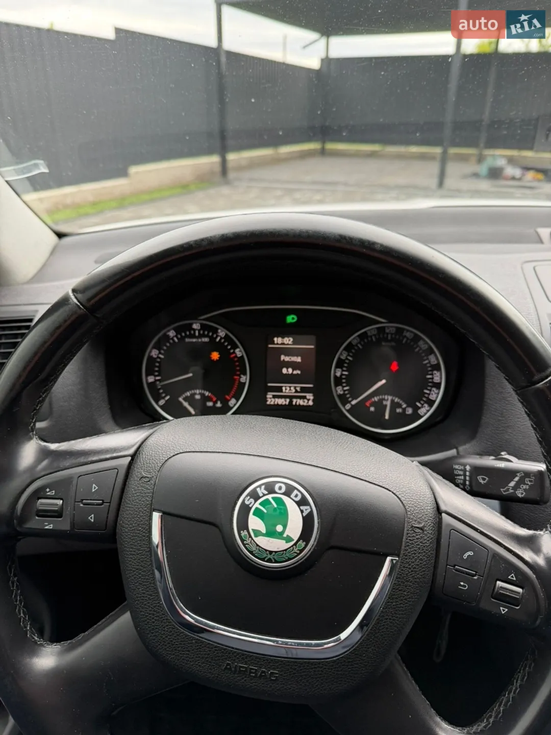 2010 Skoda Octavia - мініатюра 25