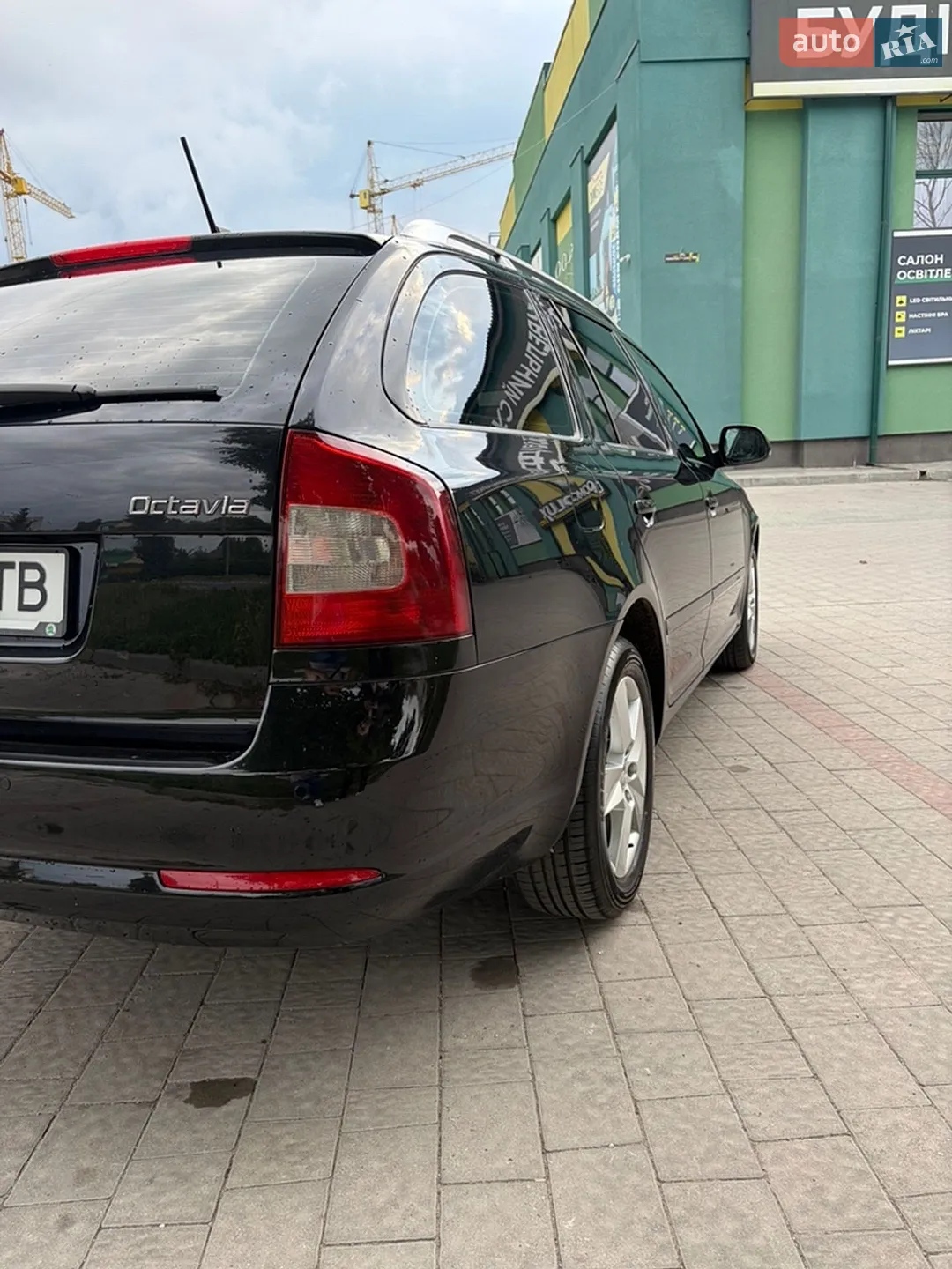 2011 Skoda Octavia - мініатюра 9