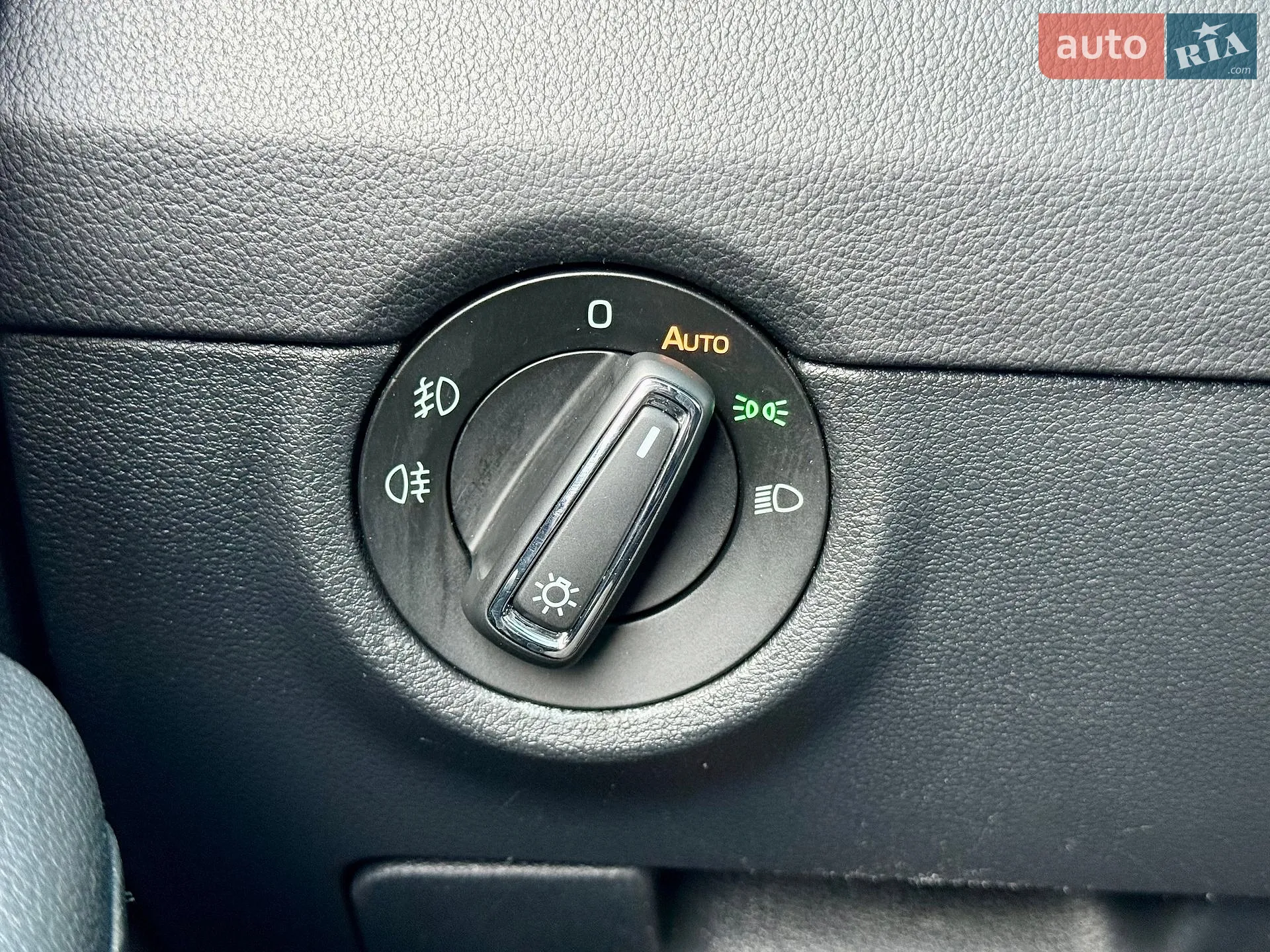 2013 Skoda Octavia - мініатюра 20