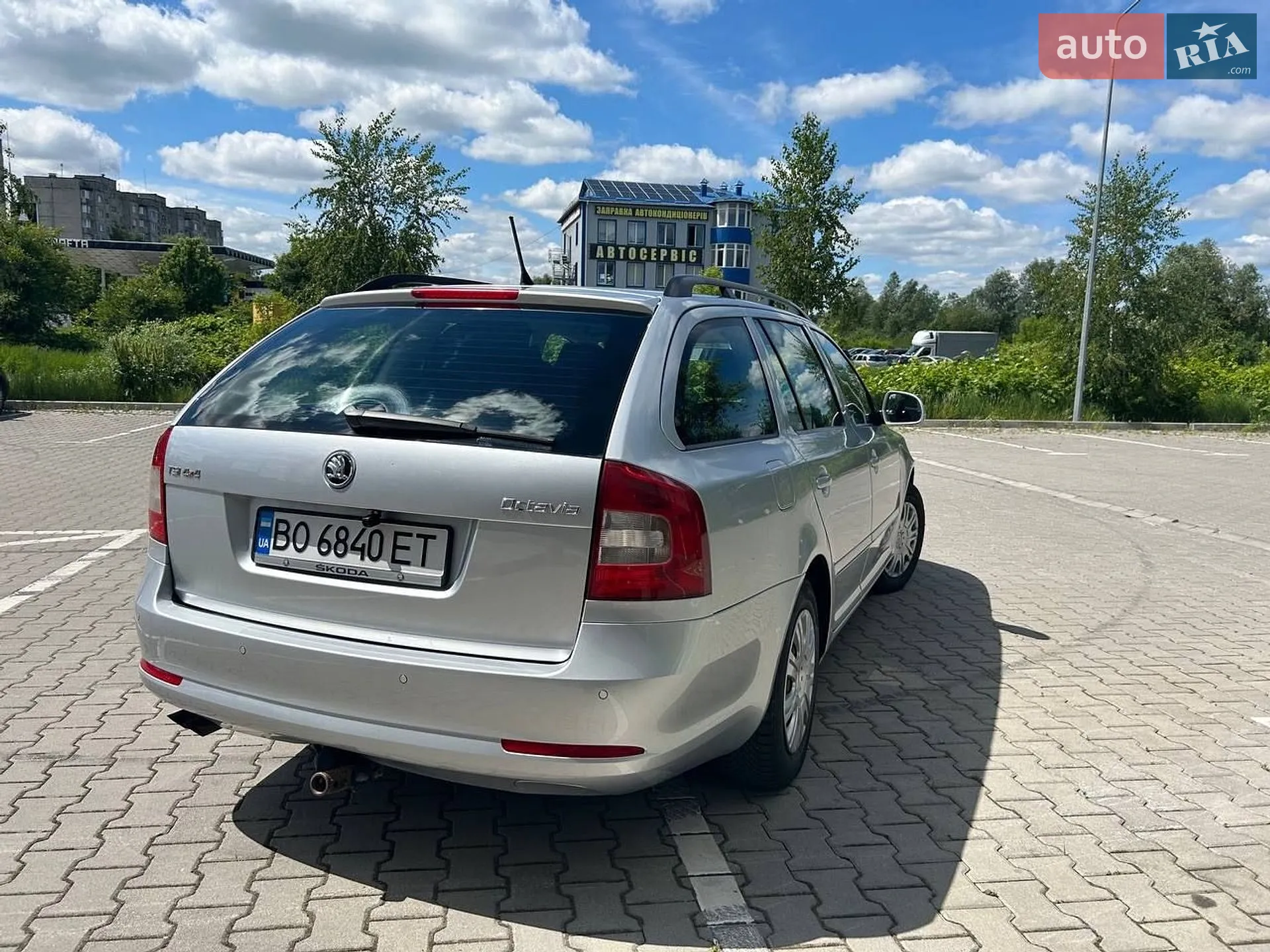 2010 Skoda Octavia - мініатюра 43