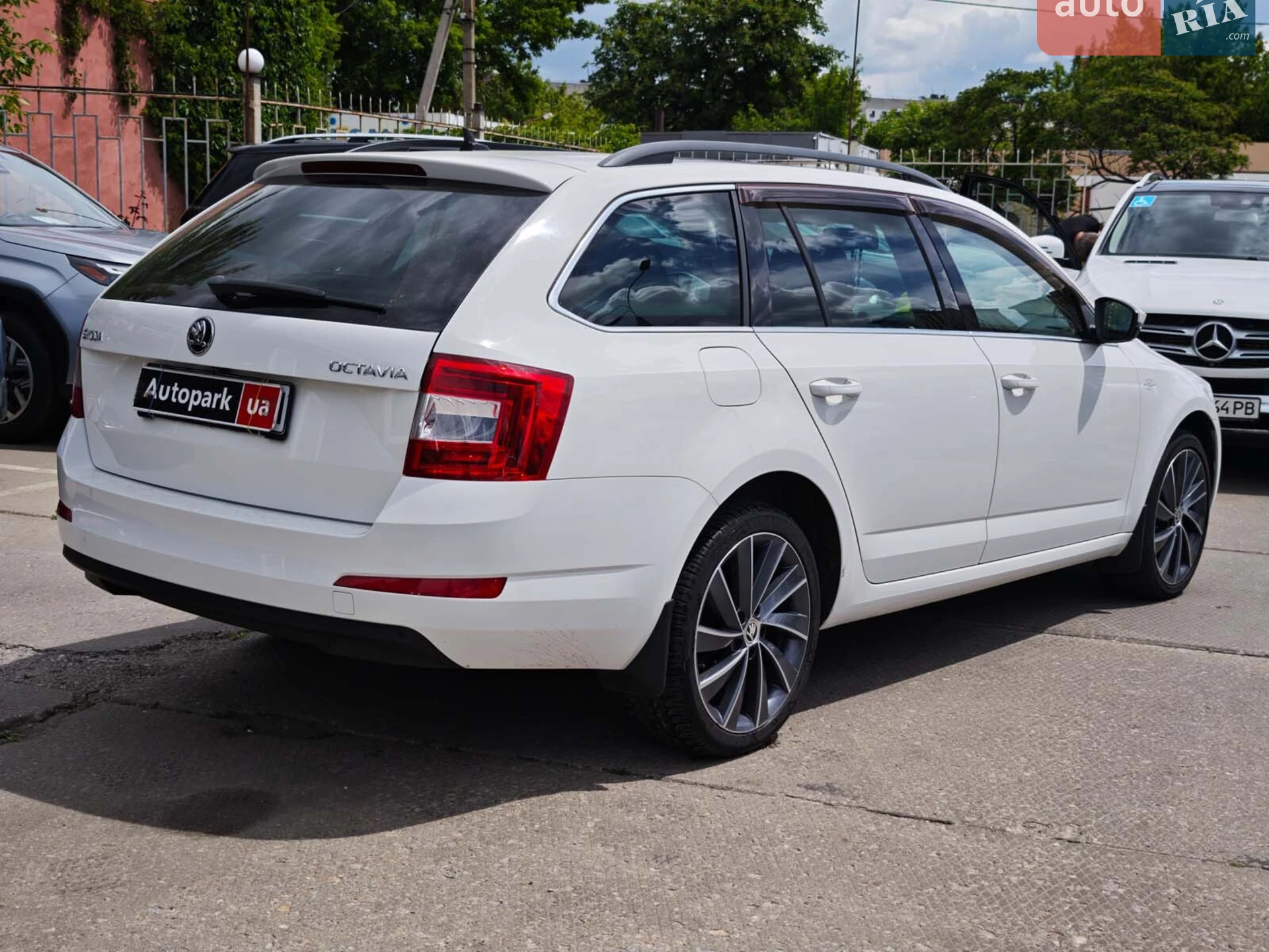 2015 Skoda Octavia - мініатюра 13