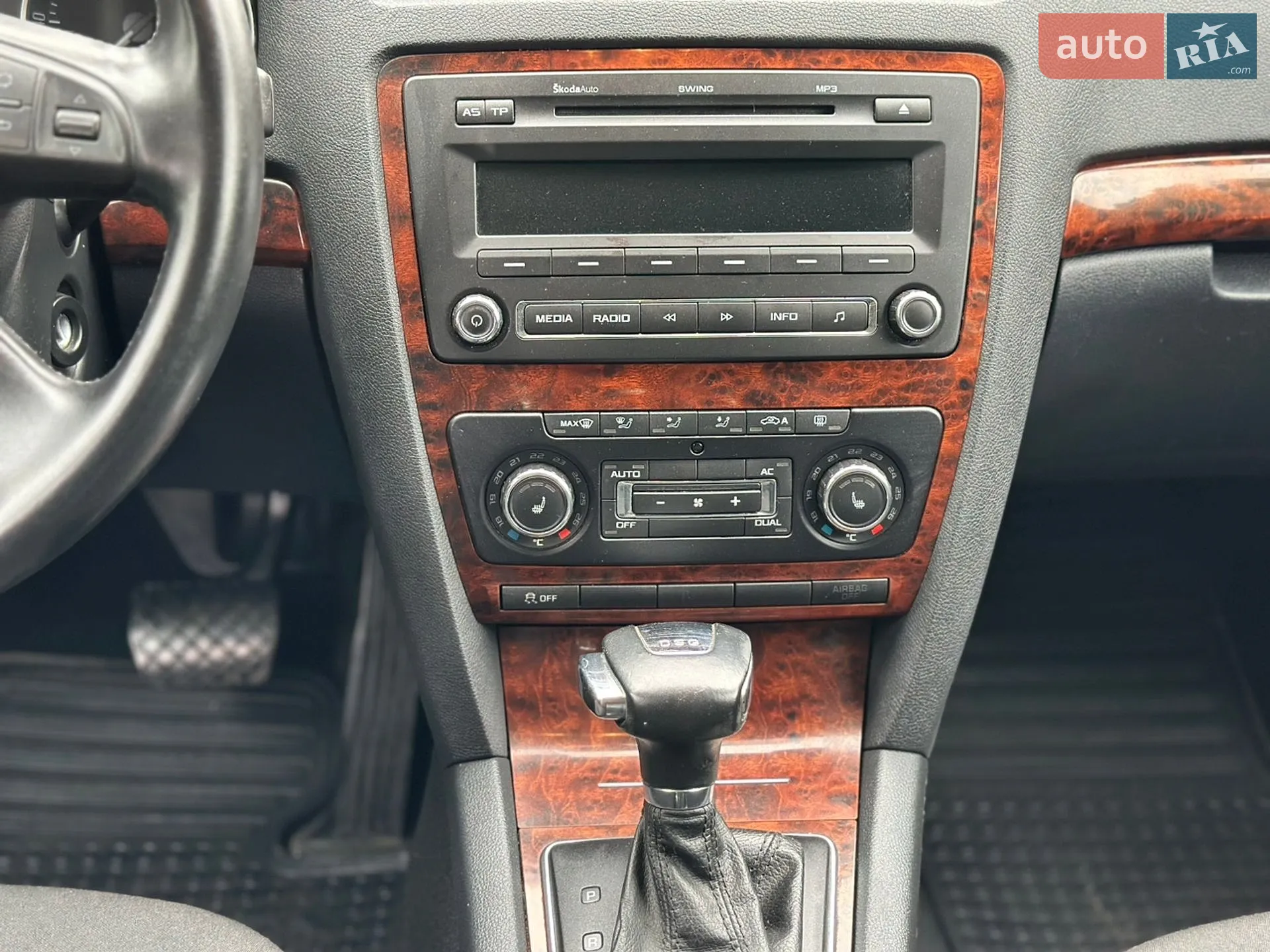 2011 Skoda Octavia - мініатюра 37