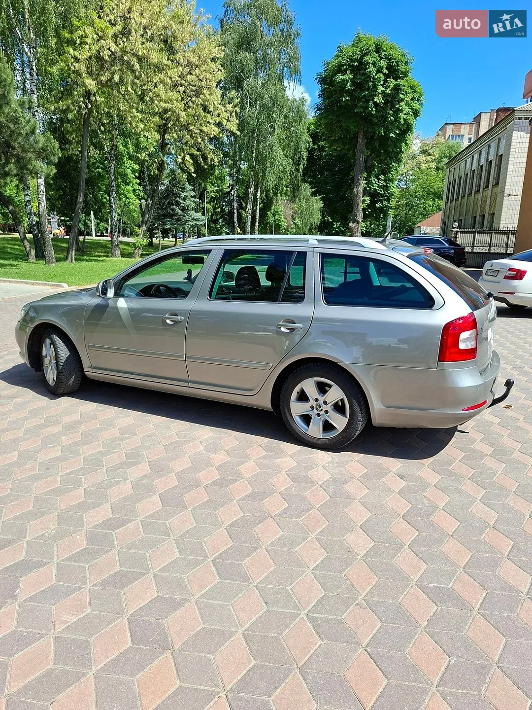 2011 Skoda Octavia - мініатюра 6