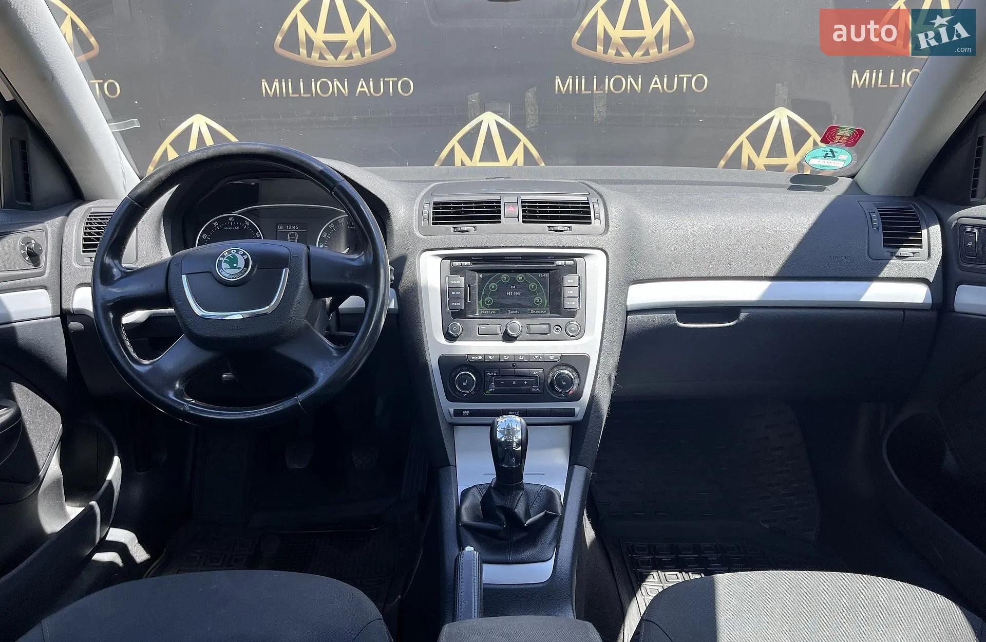 2010 Skoda Octavia - мініатюра 16