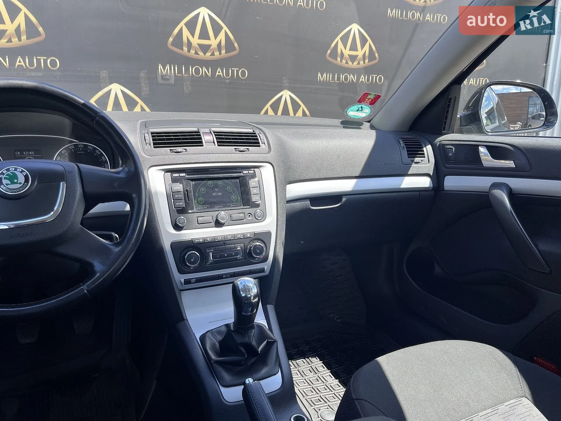 2010 Skoda Octavia - мініатюра 17