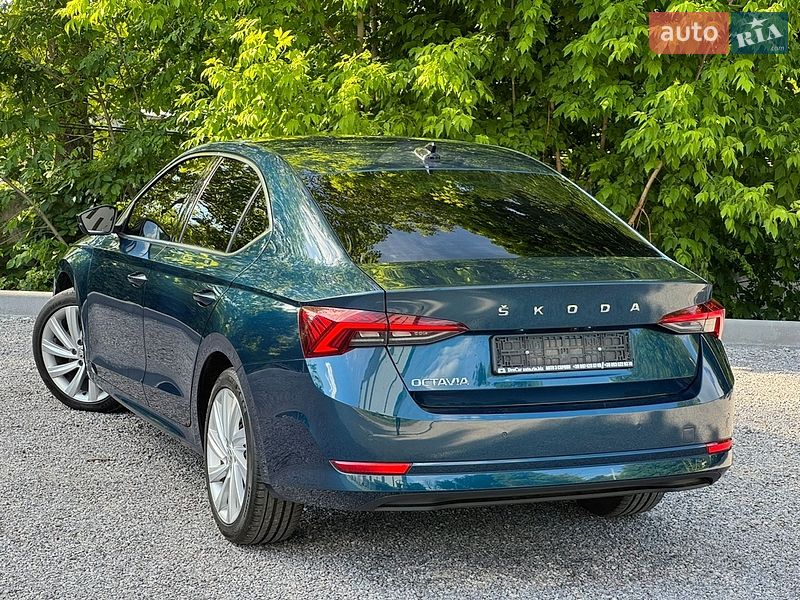 Лифтбек Skoda Octavia 2023 в Виннице