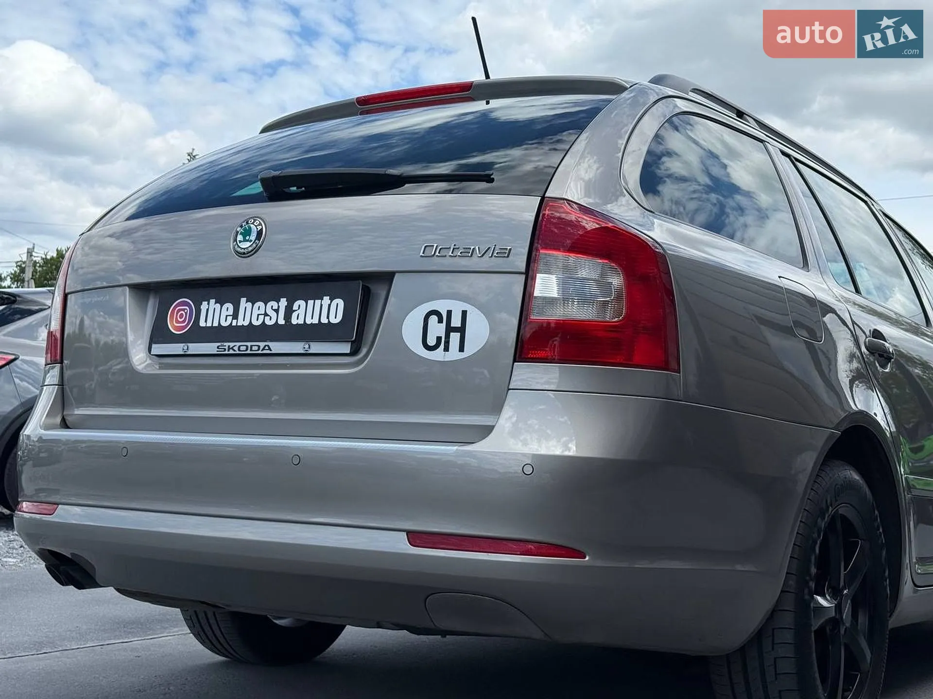 2011 Skoda Octavia - мініатюра 9