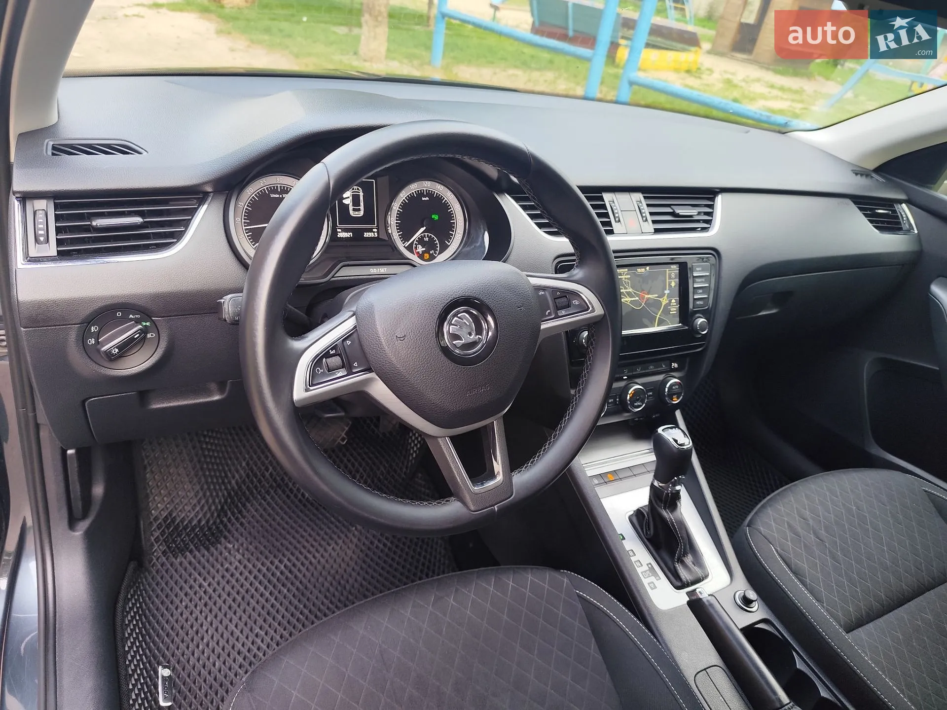 2015 Skoda Octavia - мініатюра 24