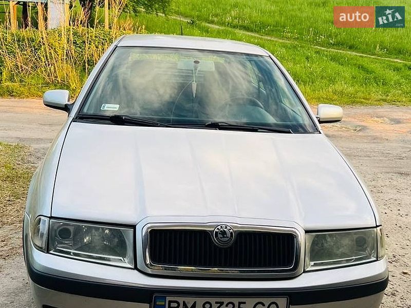 Лифтбек Skoda Octavia 2002 в Сумах