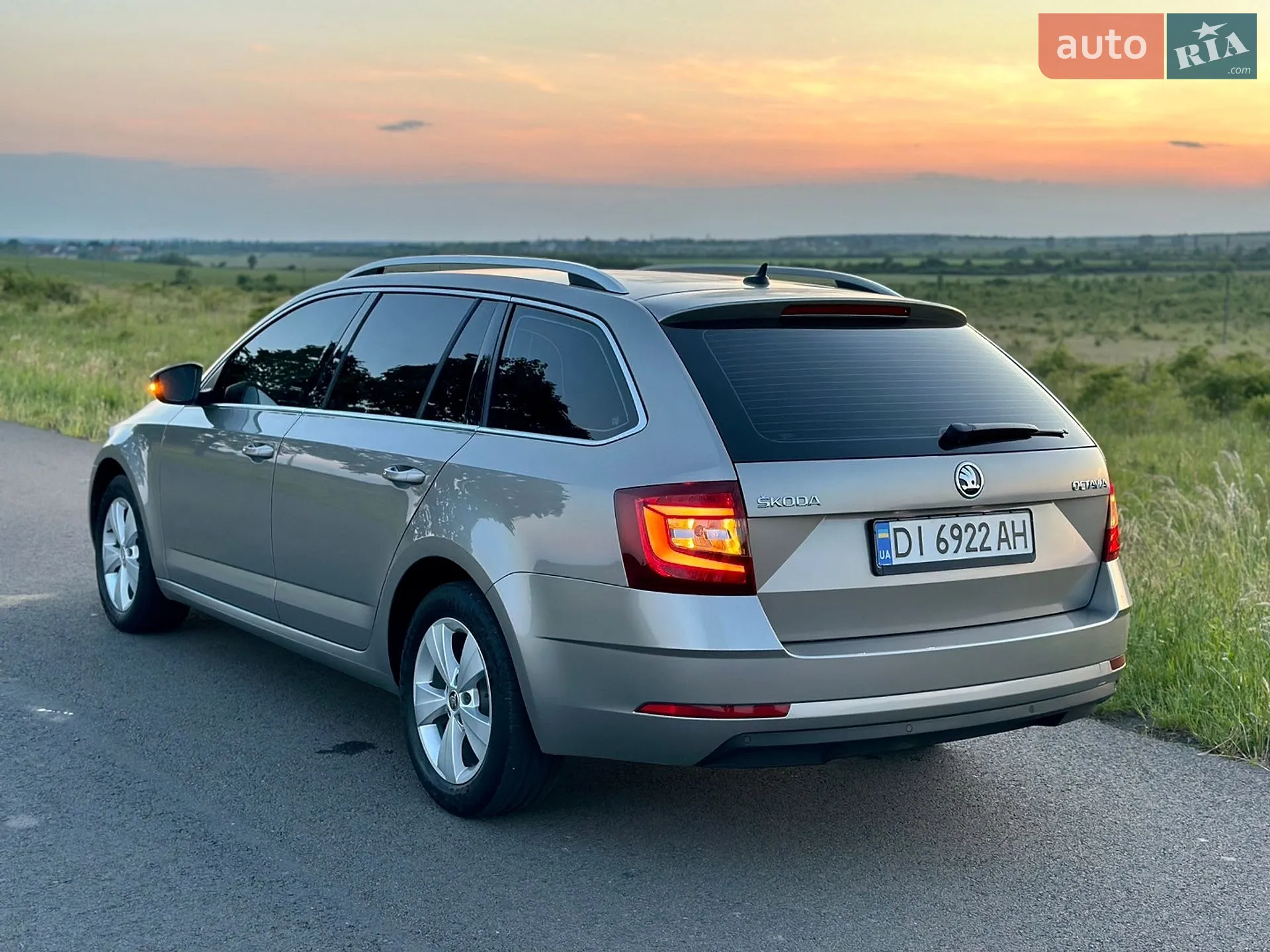 2019 Skoda Octavia - мініатюра 9