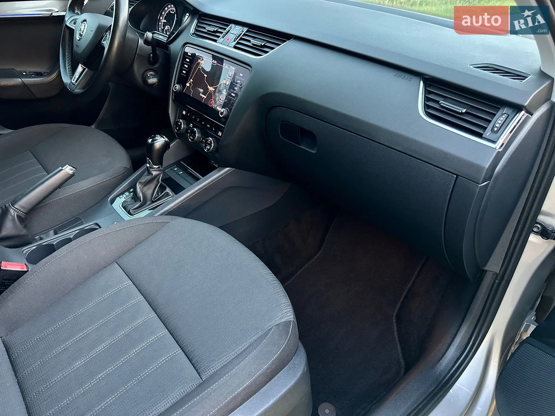 2019 Skoda Octavia - мініатюра 36