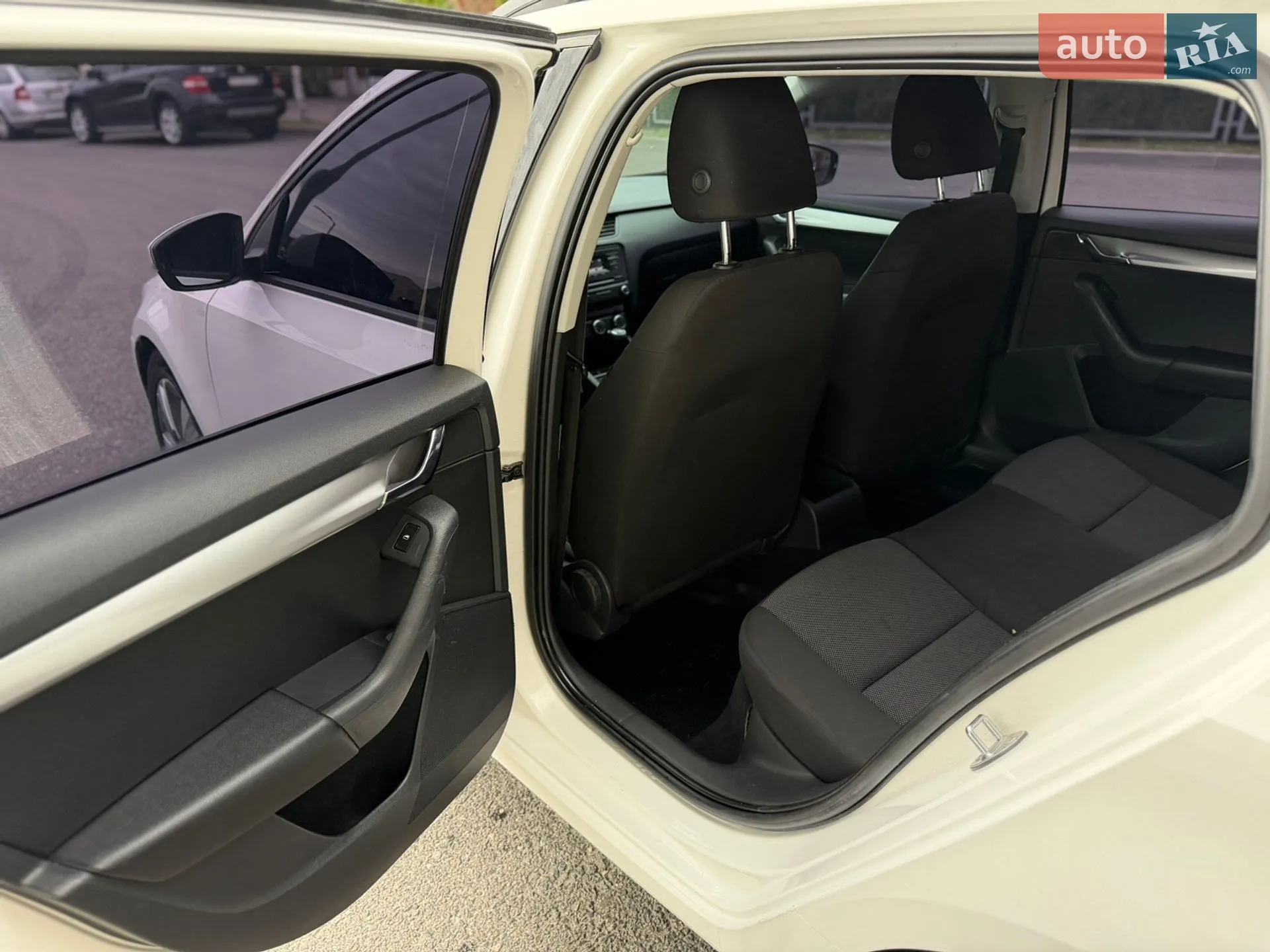 2013 Skoda Octavia - мініатюра 18
