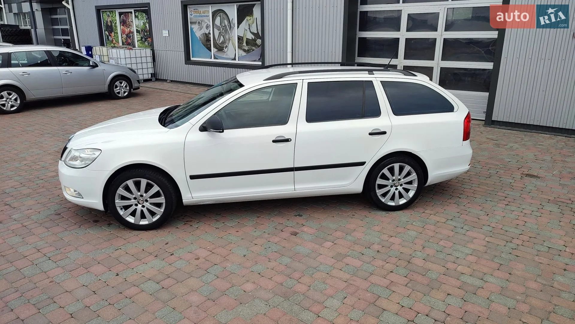 2011 Skoda Octavia - мініатюра 22