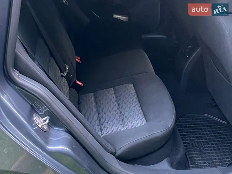 Skoda Octavia 2010 VIN TMBKK61Z3A2042414 фото оголошення 4 з 48