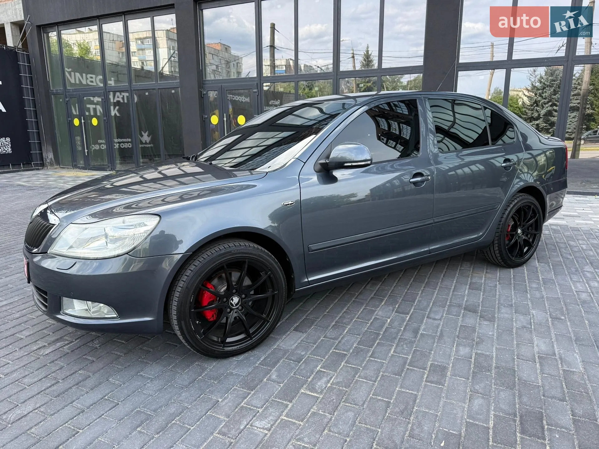 2010 Skoda Octavia - мініатюра 3