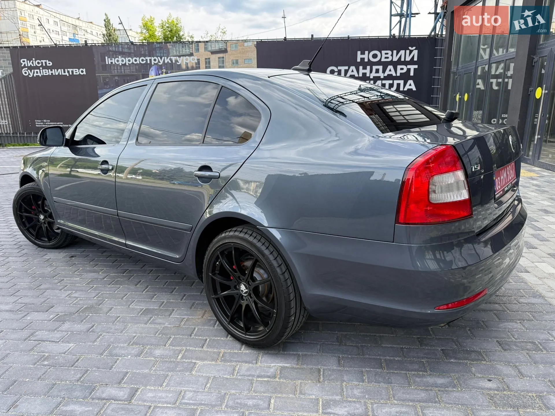 2010 Skoda Octavia - мініатюра 14