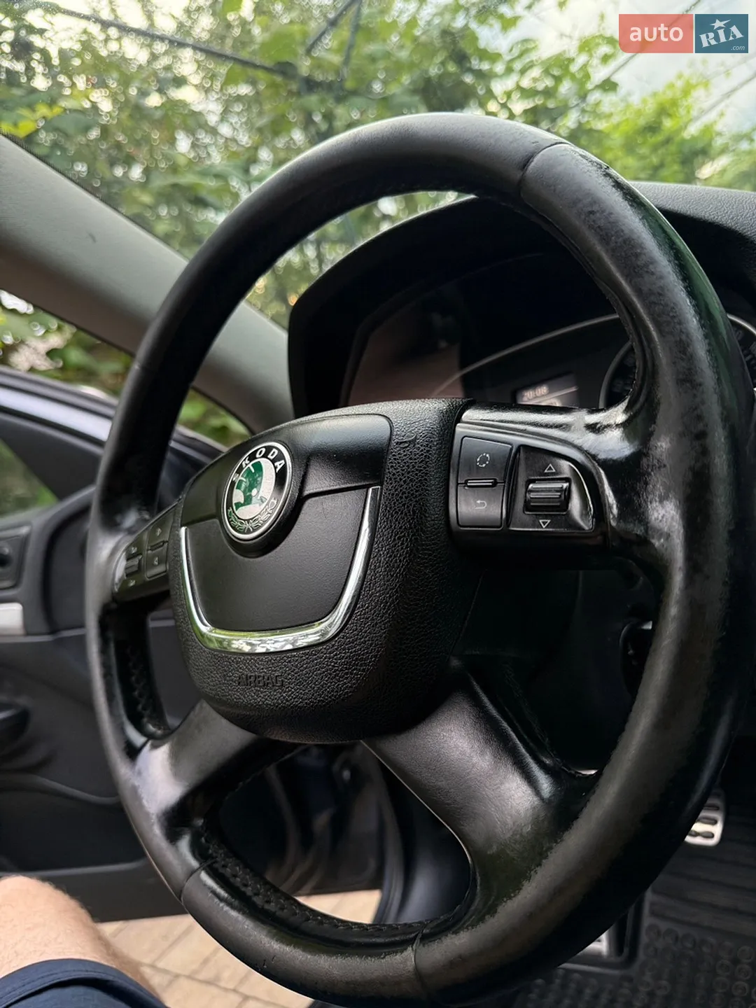 2010 Skoda Octavia - мініатюра 8