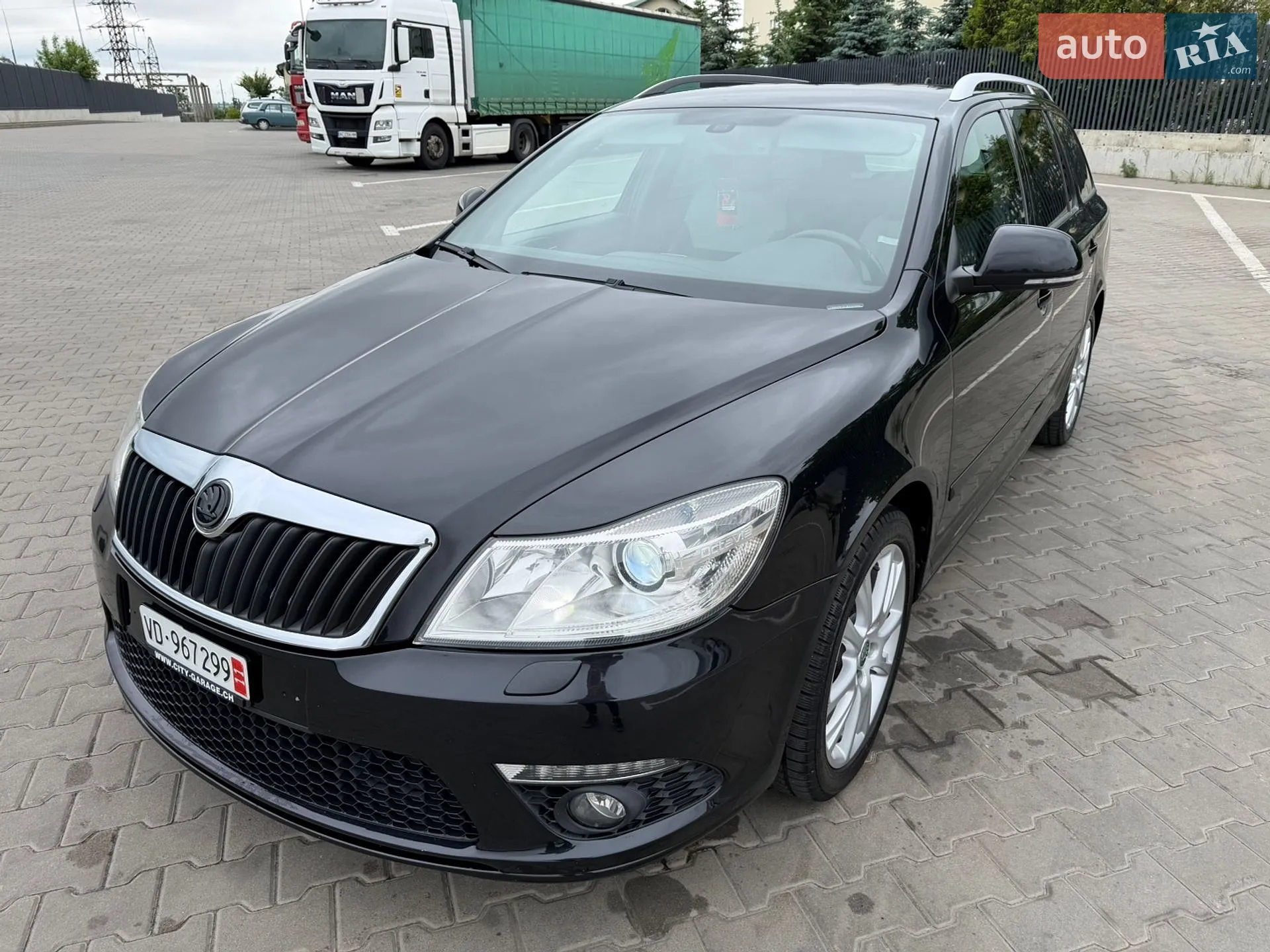 2010 Skoda Octavia - мініатюра 4