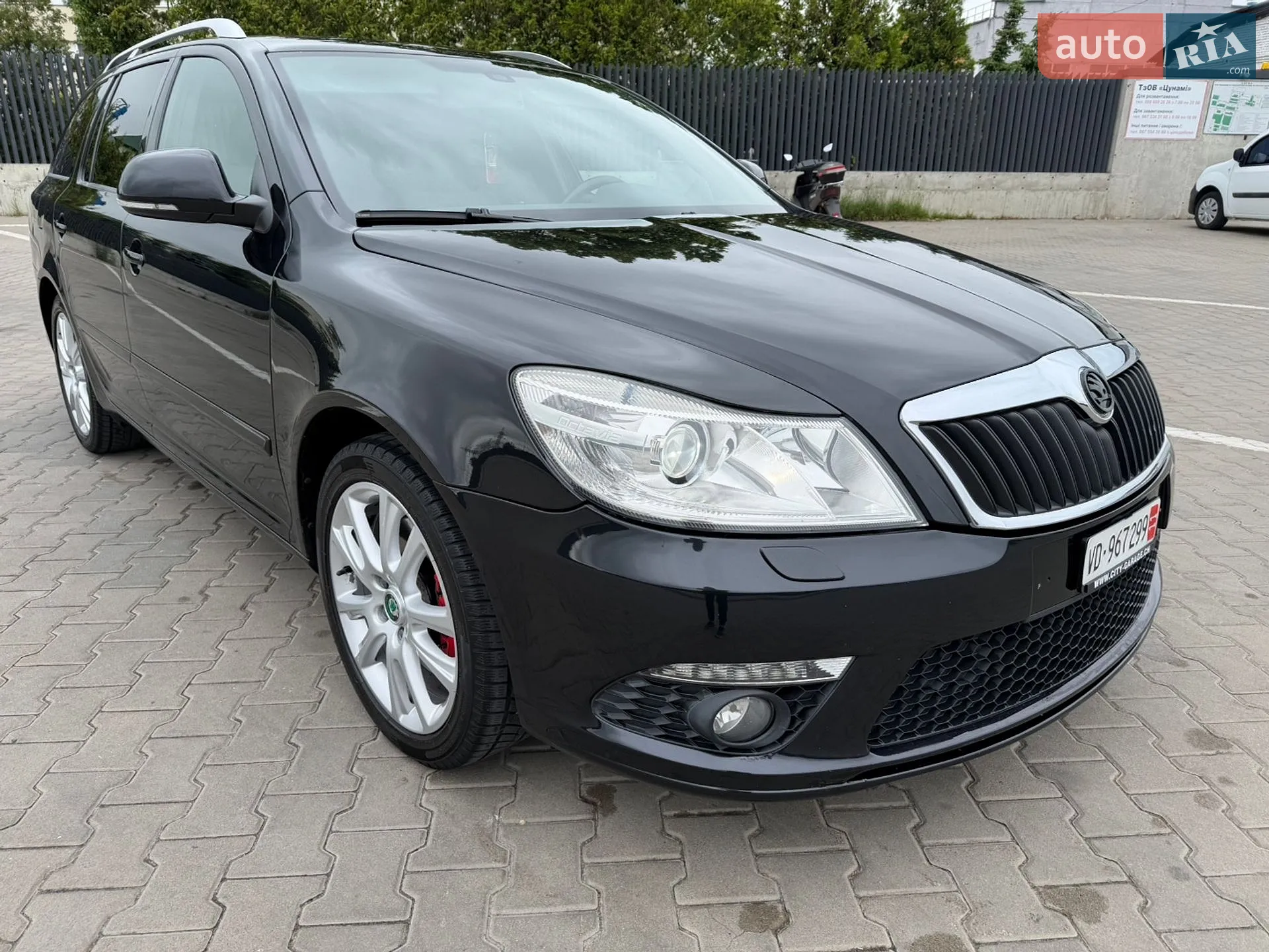 2010 Skoda Octavia - мініатюра 8