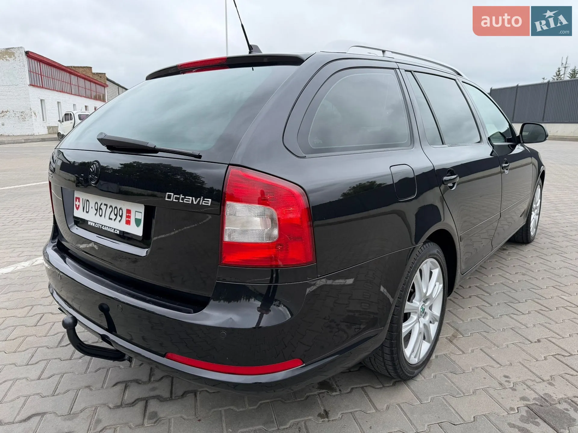 2010 Skoda Octavia - мініатюра 14