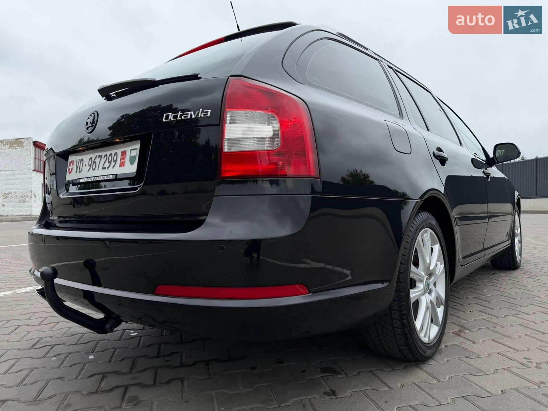 2010 Skoda Octavia - мініатюра 15