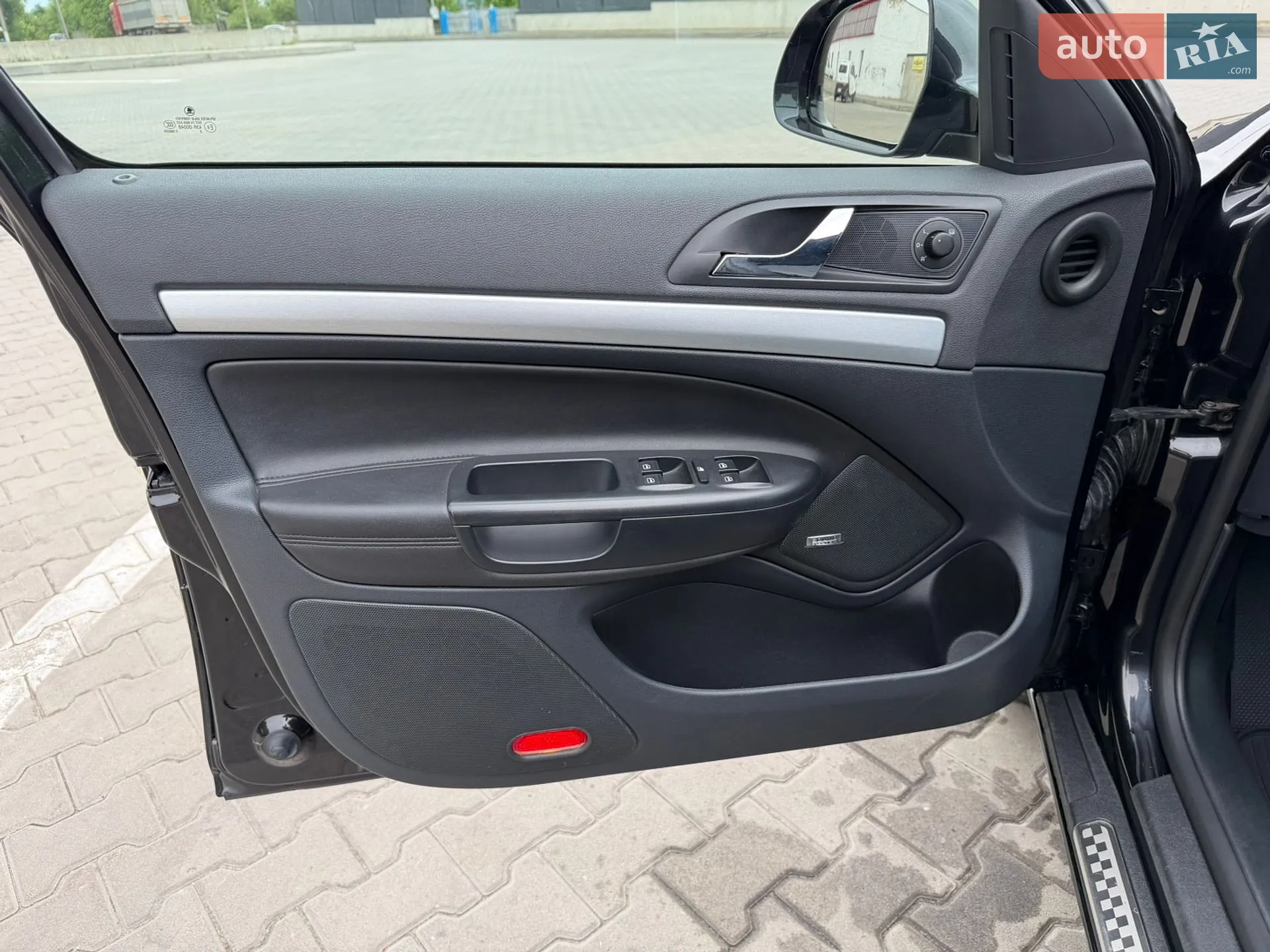 2010 Skoda Octavia - мініатюра 57