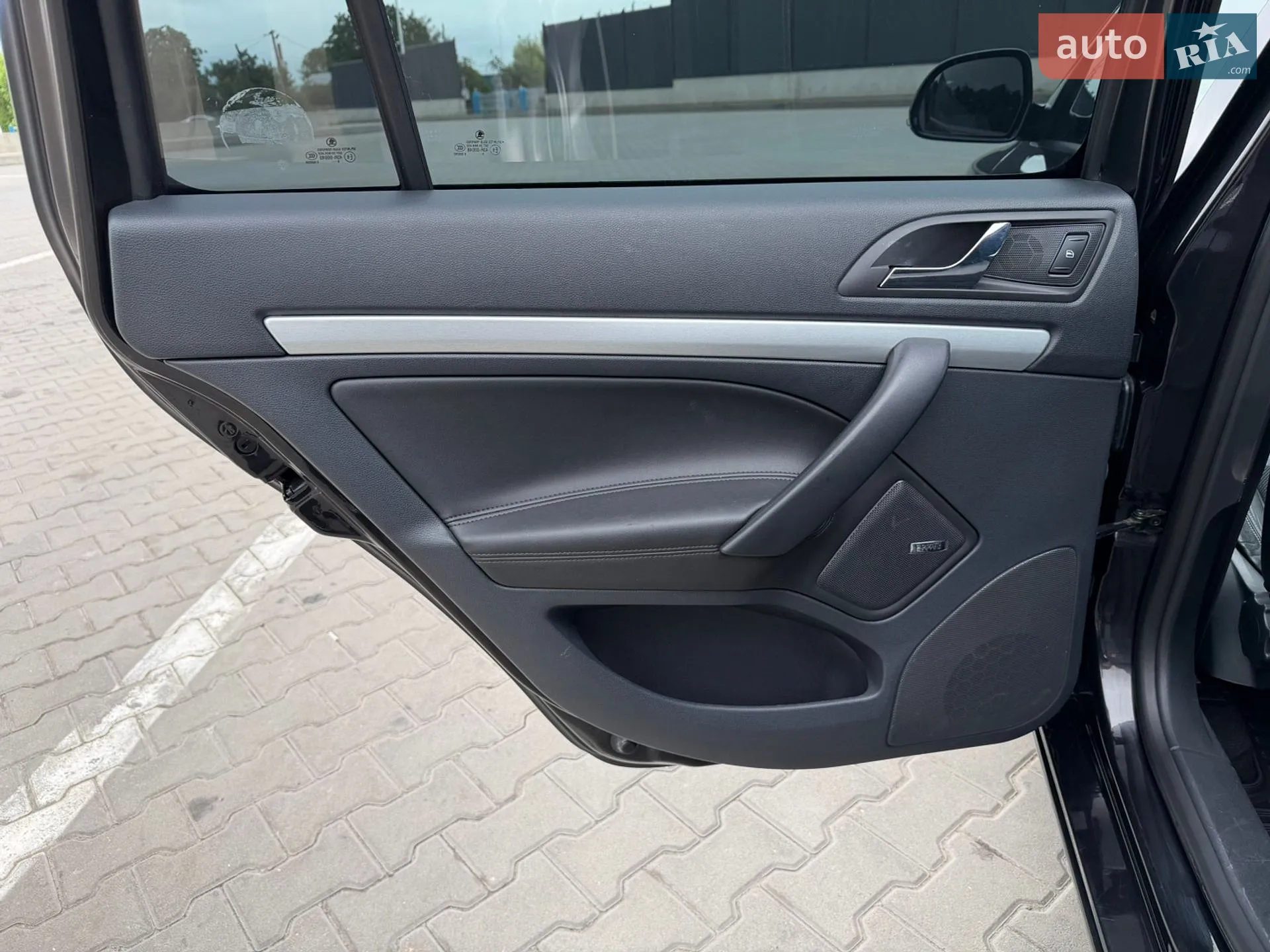 2010 Skoda Octavia - мініатюра 89