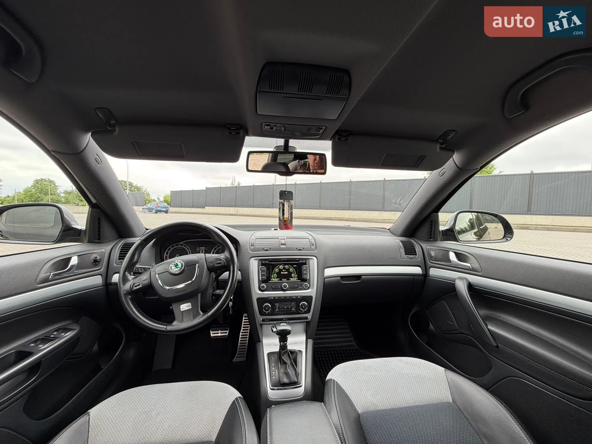 2010 Skoda Octavia - мініатюра 94