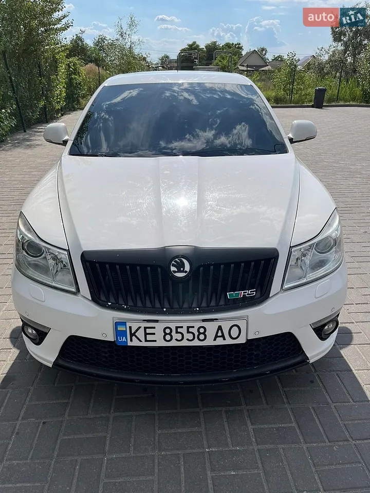 2010 Skoda Octavia - мініатюра 13