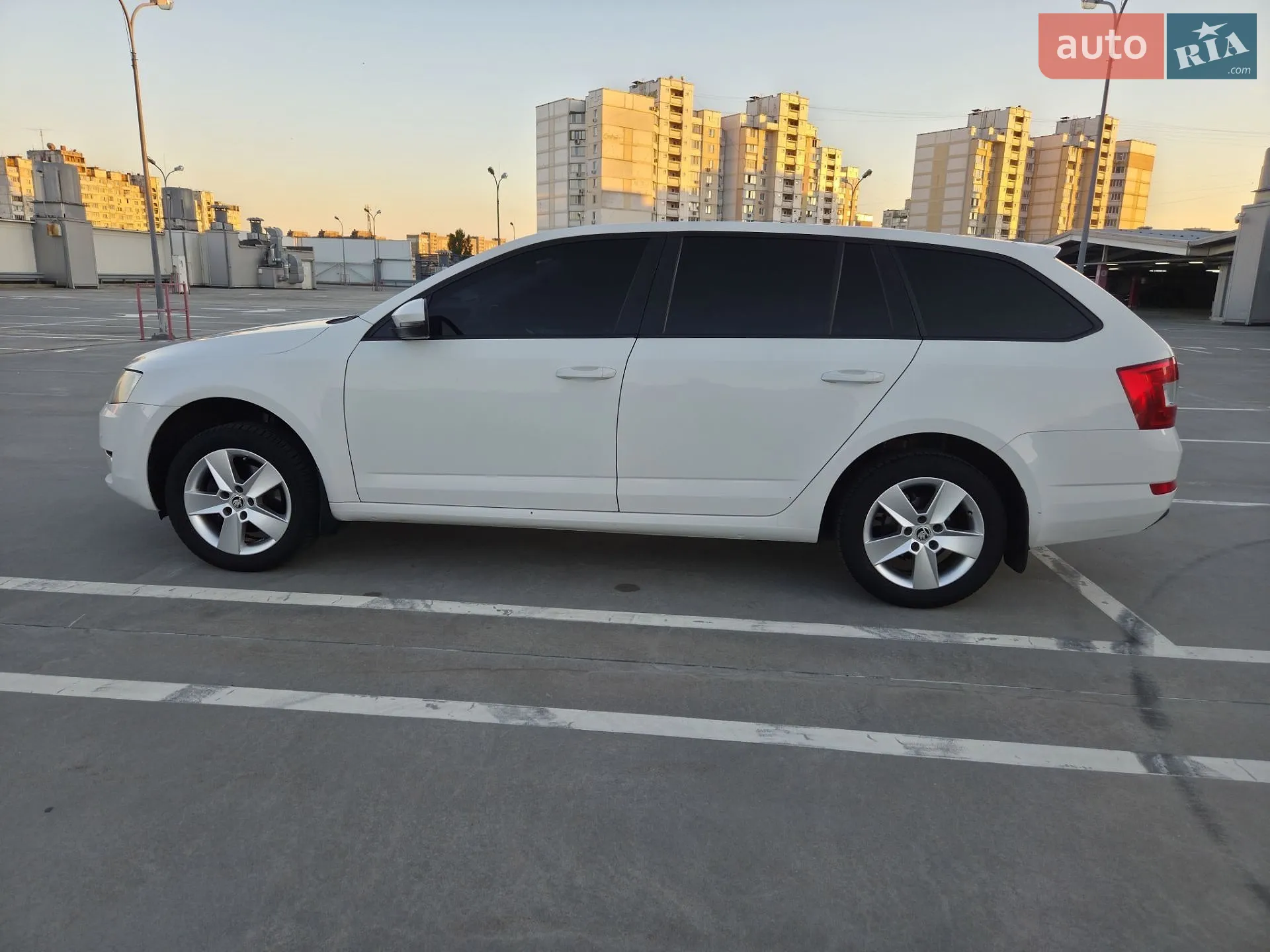 2016 Skoda Octavia - мініатюра 4