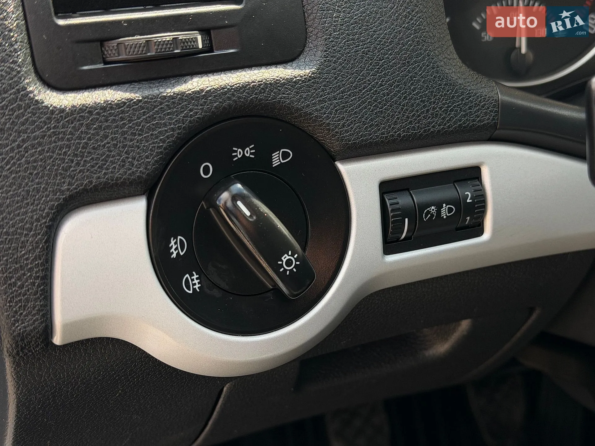 2010 Skoda Octavia - мініатюра 40