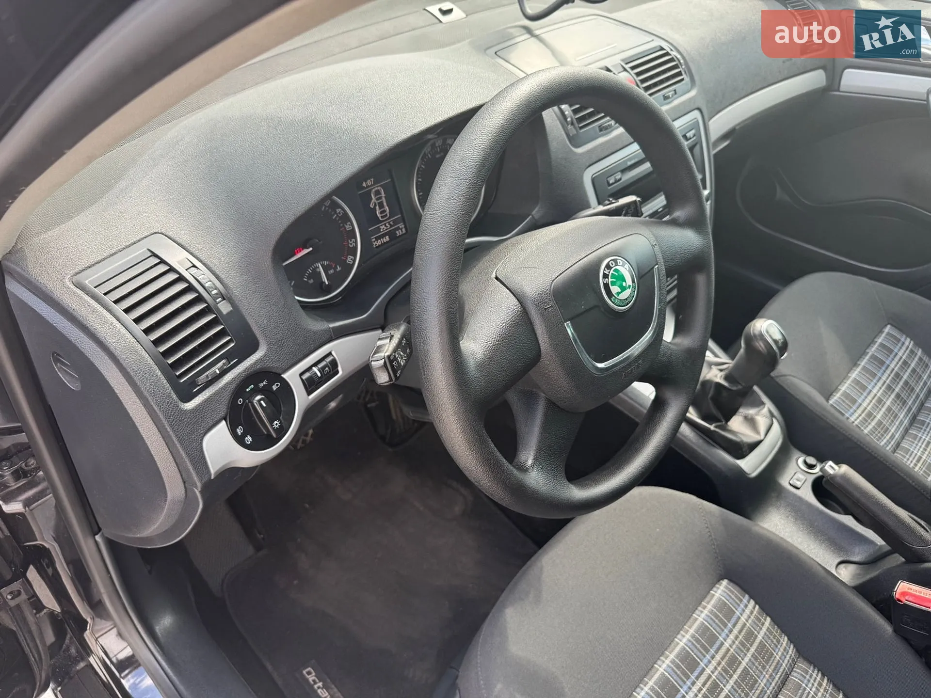 2013 Skoda Octavia - мініатюра 81