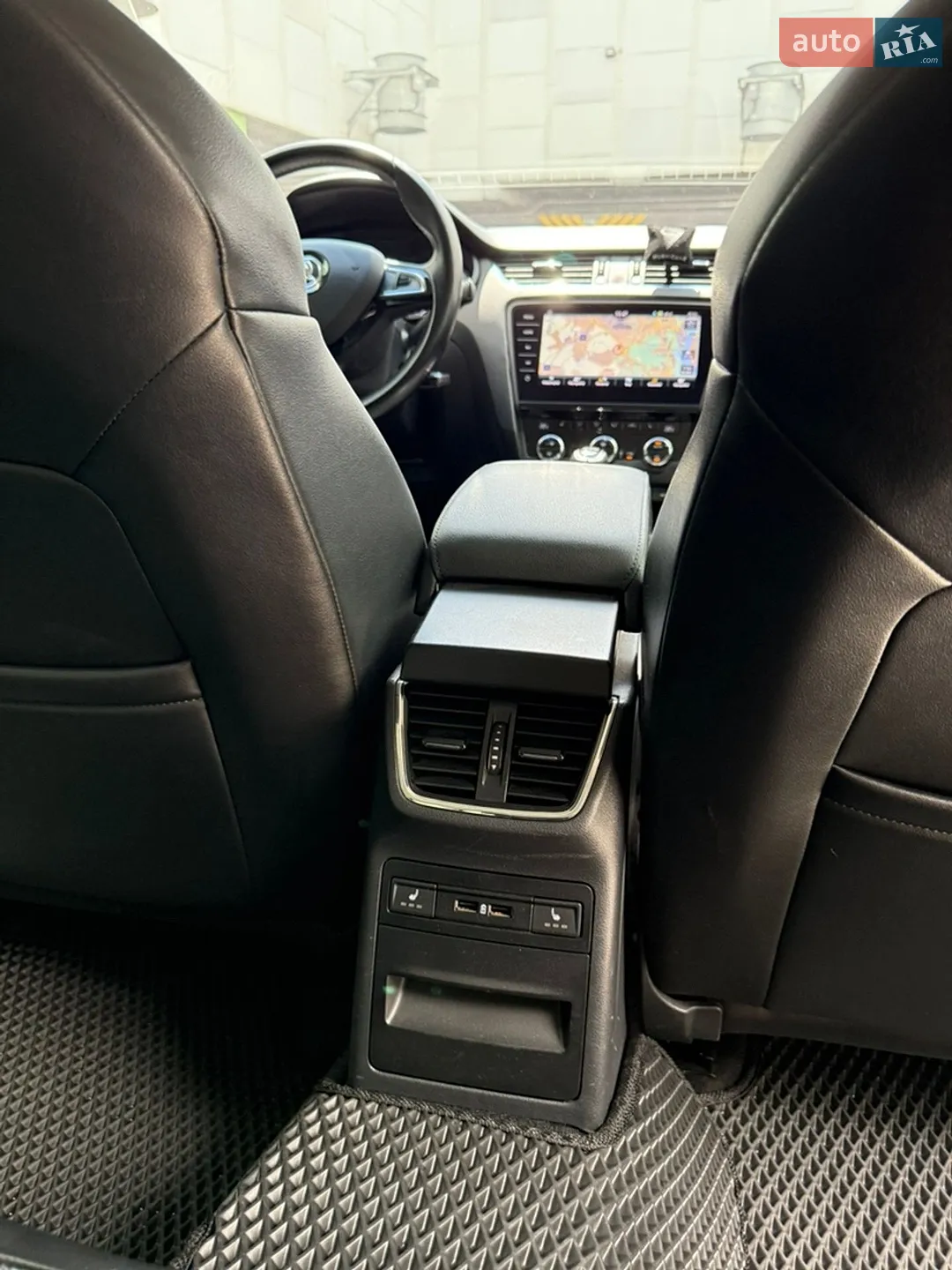 2017 Skoda Octavia - мініатюра 12