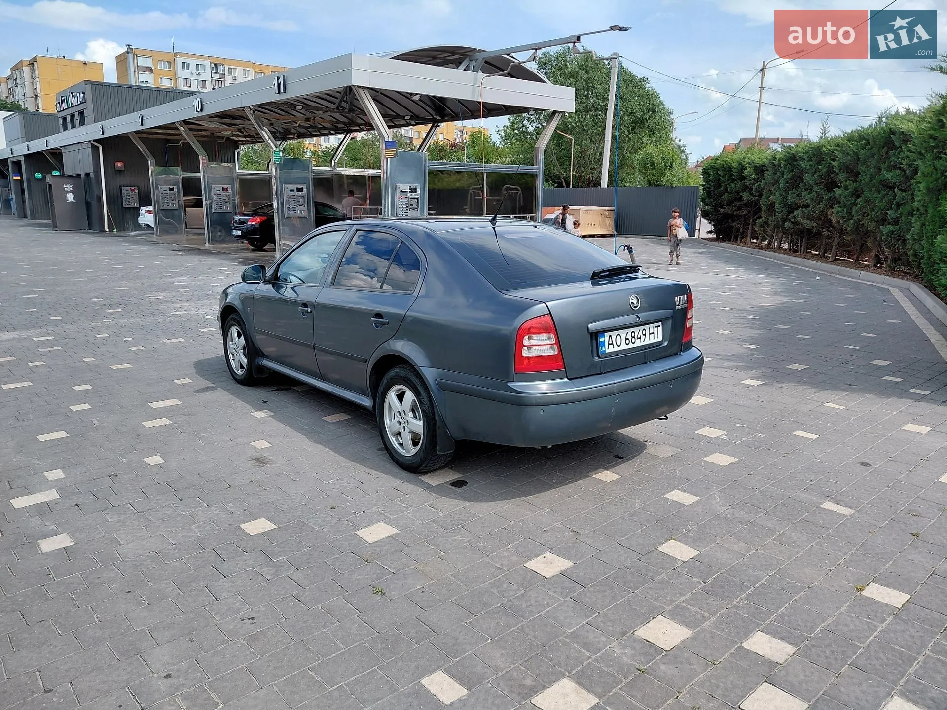 2010 Skoda Octavia - мініатюра 2