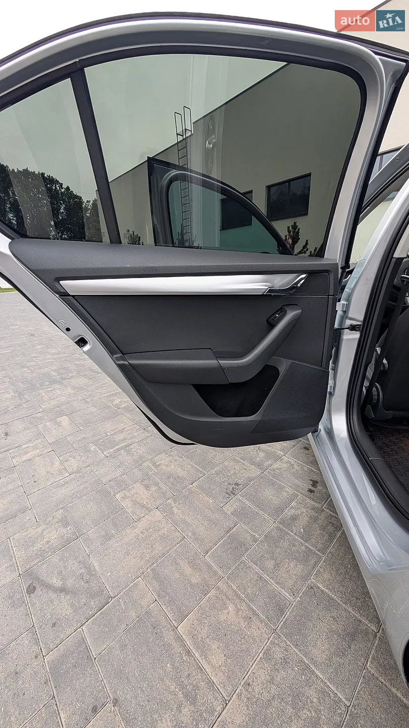 2017 Skoda Octavia - мініатюра 19