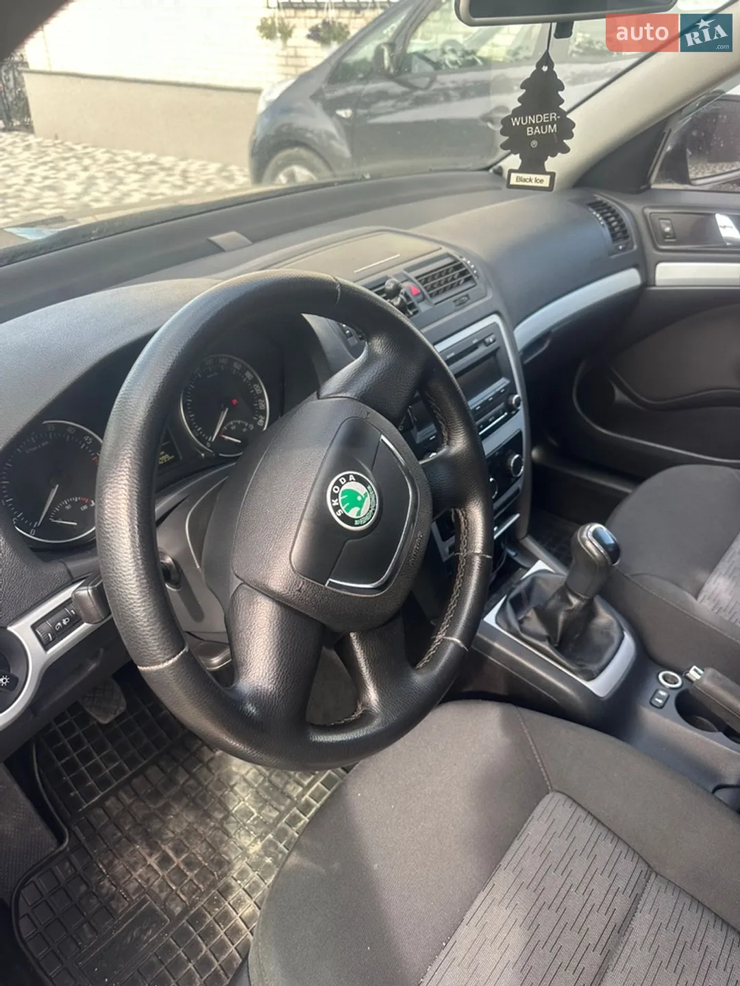 2011 Skoda Octavia - мініатюра 19