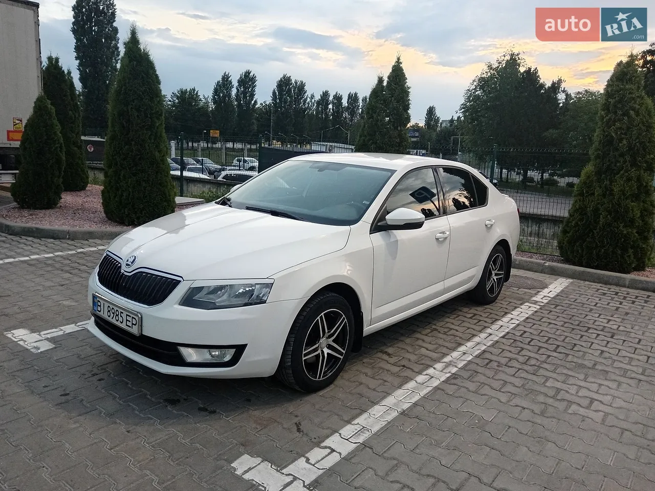2013 Skoda Octavia - мініатюра 13