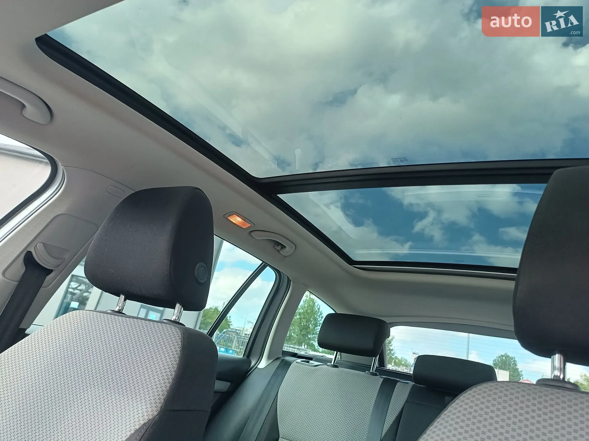 2016 Skoda Octavia - мініатюра 8