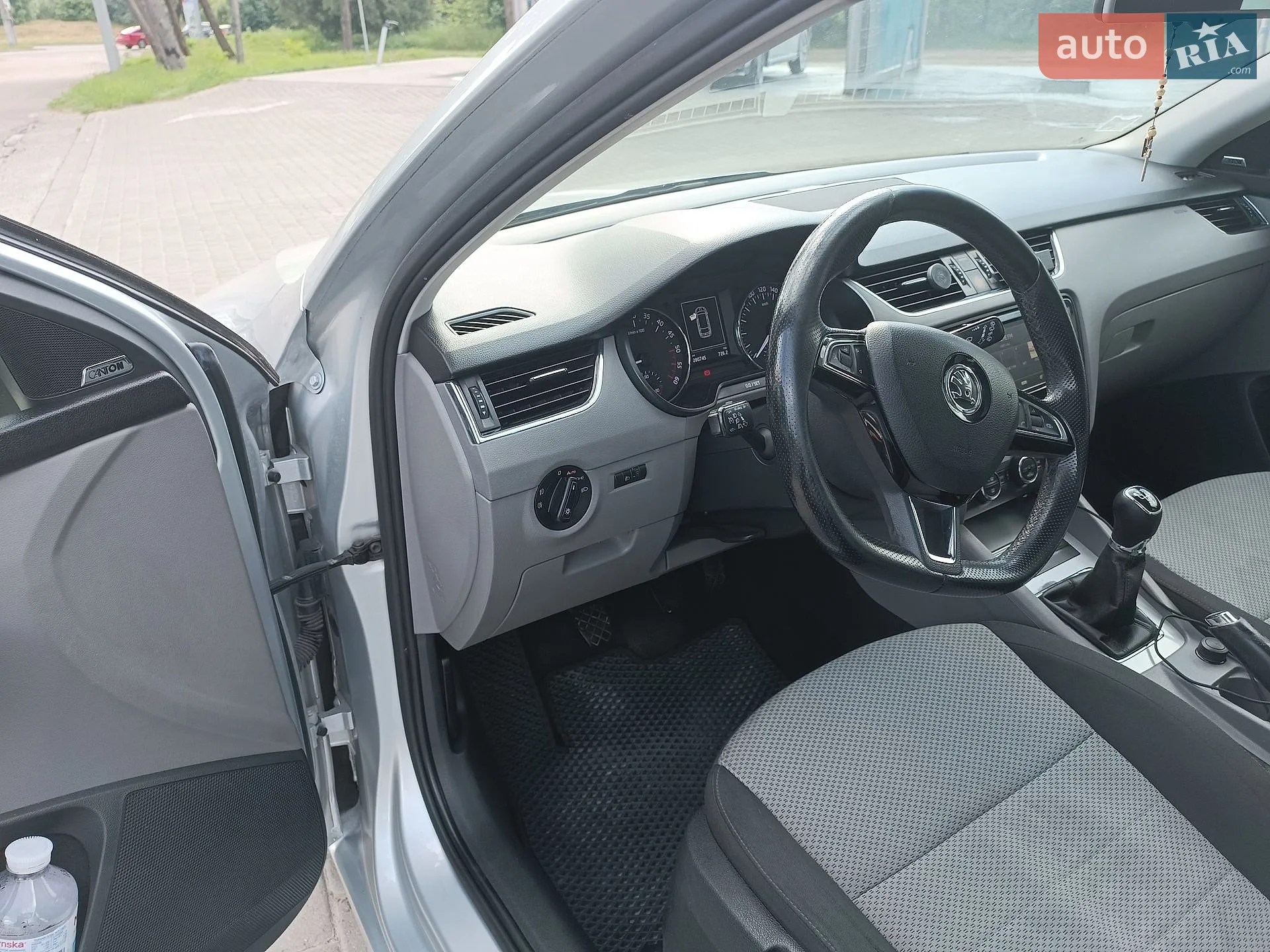 2016 Skoda Octavia - мініатюра 13