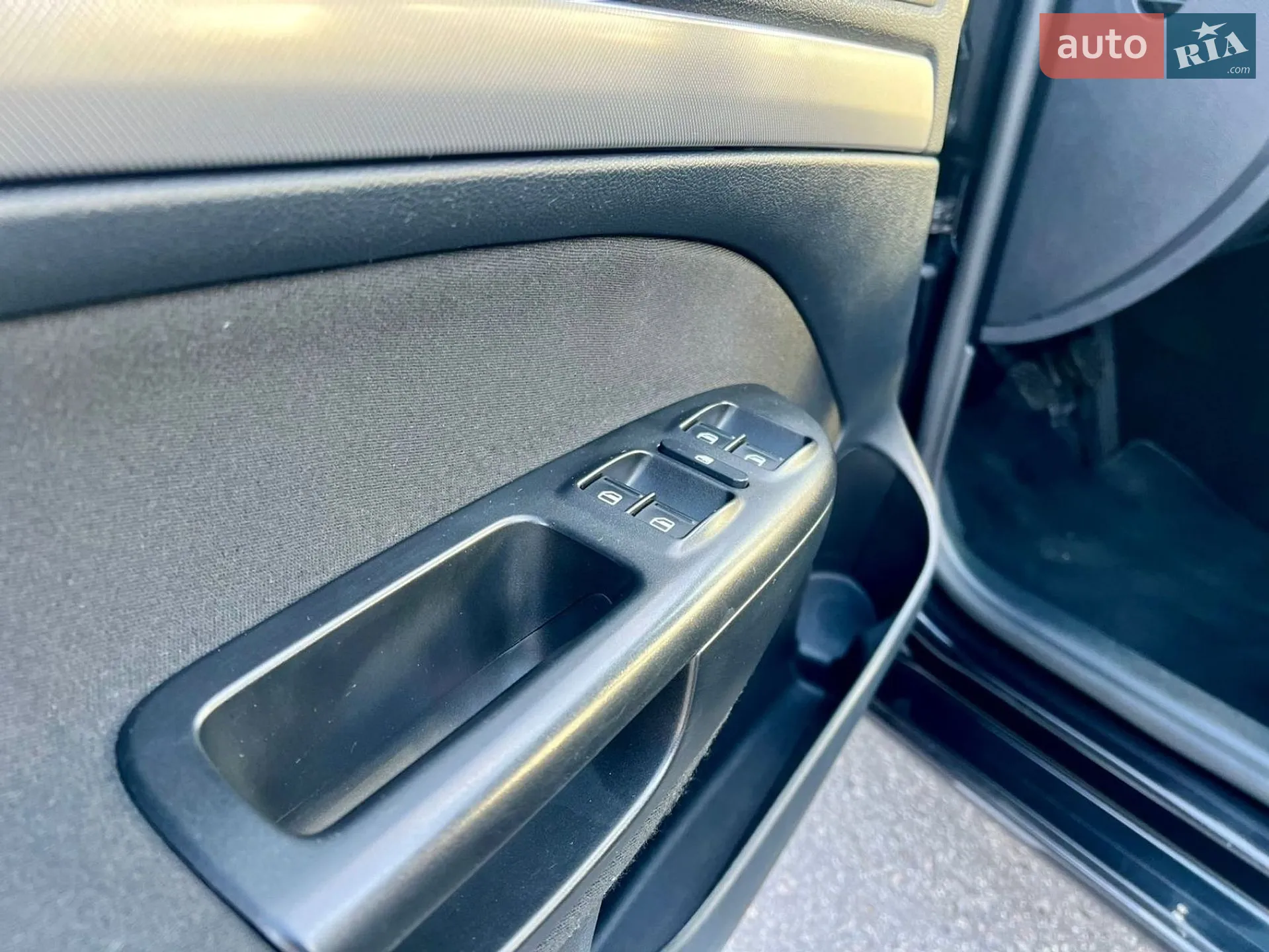 2010 Skoda Octavia - мініатюра 69