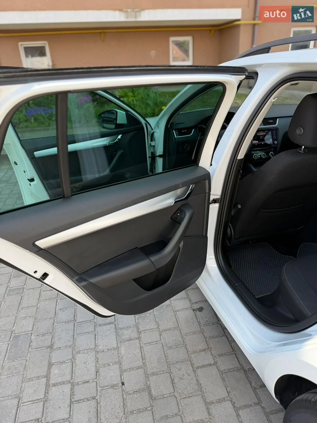 2017 Skoda Octavia - мініатюра 18
