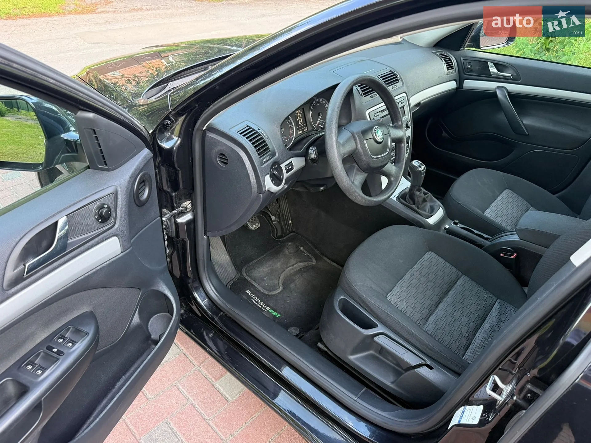 2012 Skoda Octavia - мініатюра 30