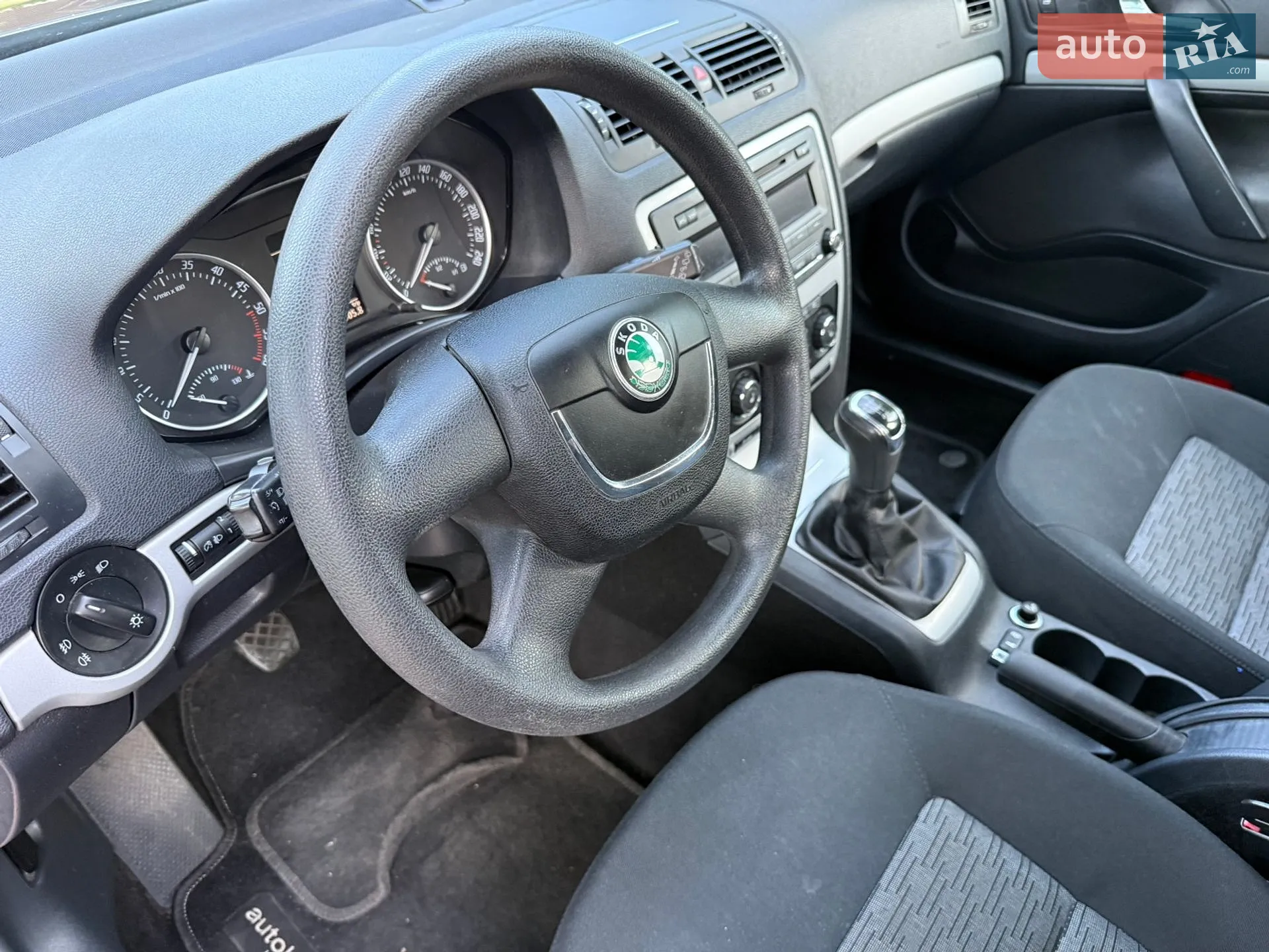 2012 Skoda Octavia - мініатюра 35