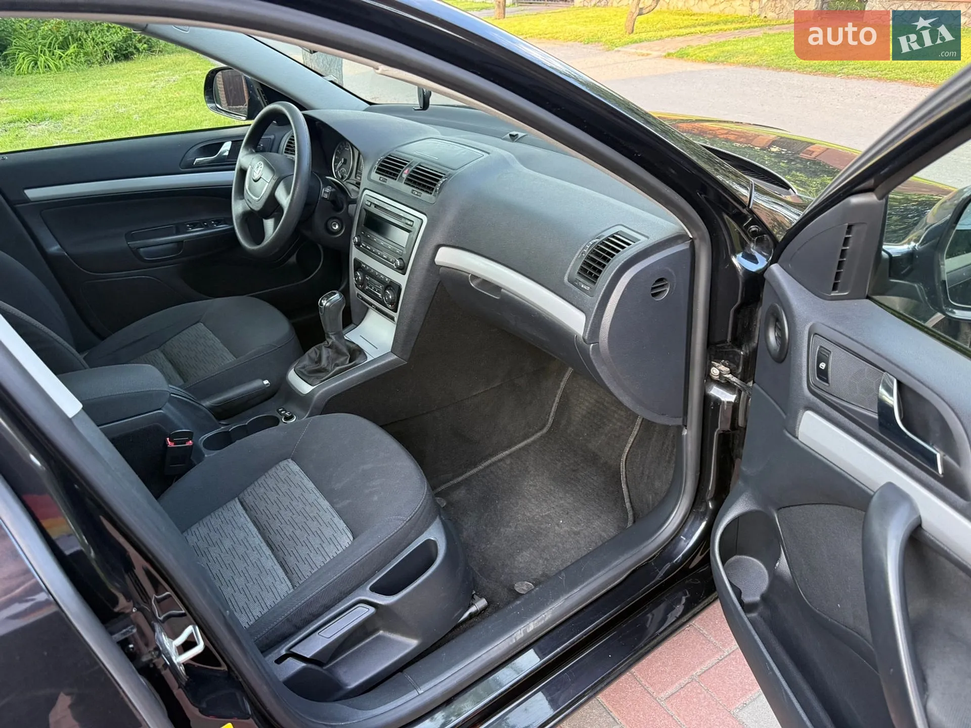 2012 Skoda Octavia - мініатюра 38