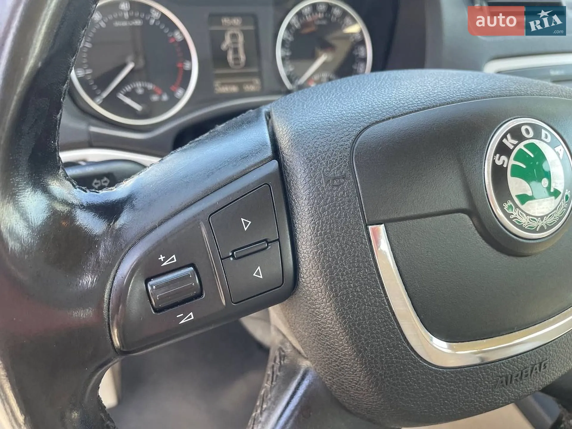 2010 Skoda Octavia - мініатюра 14